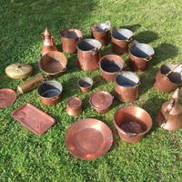 Grande lotto pentole e oggetti antichi in rame