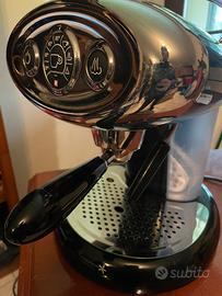 Macchina per espresso e cappucino