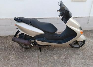 Skyliner 125