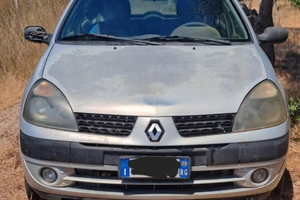 Auto per restauratori . Renault Clio