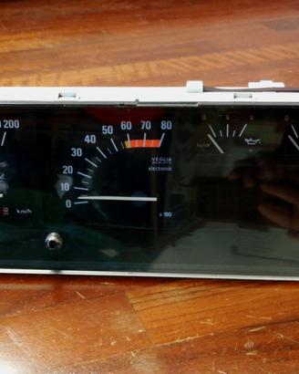 strumentazione cruscotto Fiat 132