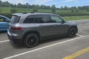 GLB 200 D AMG LINE PREMIUM