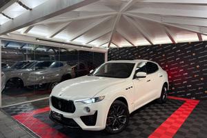 Maserati Levante V6 Diesel 275 CV Q4 Gransport