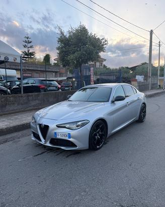 Alfa Romeo Giulia 2.2 Turbodiesel 180 CV AT8 Super