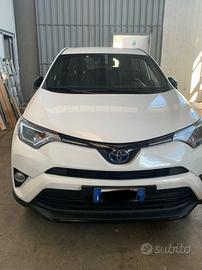 TOYOTA RAV4 4ª serie - 2018