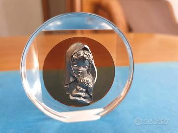 Fermacarte in vetro con Madonna