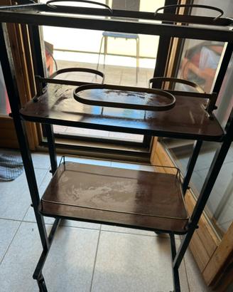 Carrellino vintage con bottiglie “Bocchino”