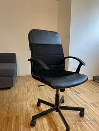 Sedia girevole regolabile