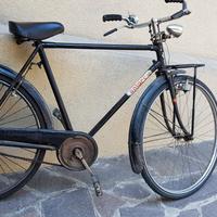 Bicicletta d'epoca con freni a bacchetta