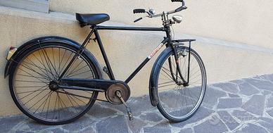 Bicicletta d'epoca con freni a bacchetta