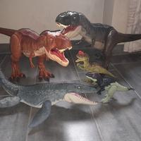 Lotto 5 Dinosauri jurassic world sonori e non