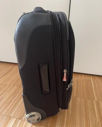 Valigia trolley Roncato media espandibile 2 ruote