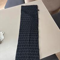 sciarpa fendi