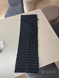 sciarpa fendi