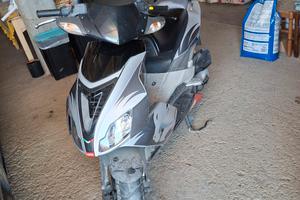aprilia sr 50 