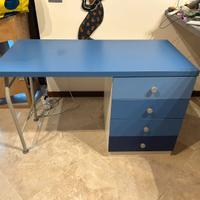 Scrivania 120 cm con 4 cassetti