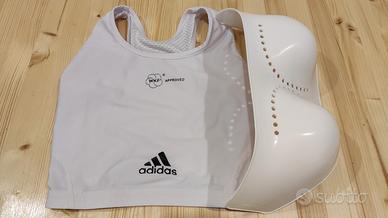  Lotto di protezioni per karate/arti marziali