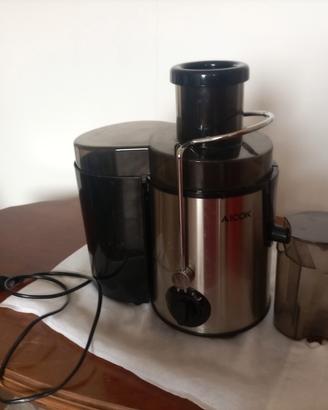 Estrattore centrifuga per succhi frutta e verdura