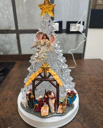 Albero Natale con presepe, luci e musica
