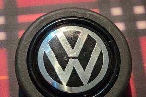 bottone clacson momo