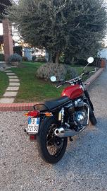 Royal Enfield Interceptor - 2023