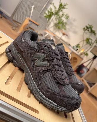 New Balance NB 2002R 36