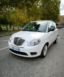 Lancia Ypsilon 1.2 69 CV Diva