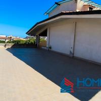 Locale con Terrazzo Panoramico di 100 mq