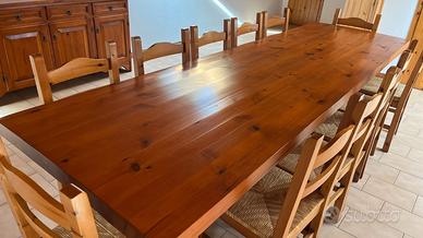 Tavolo rustico in legno massello di pino