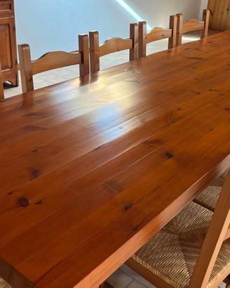 Tavolo rustico in legno massello di pino