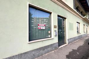 Negozio Saluzzo [P-123VCG]