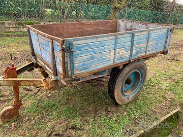 Rimorchietto agricolo