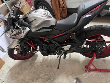 Kawasaki Z 650 - 2023