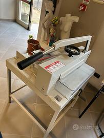 Tagliarisme manuale  Ideal 4705
