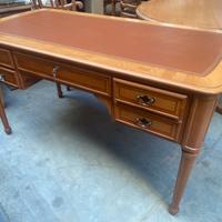 Scrivania in ciliegio