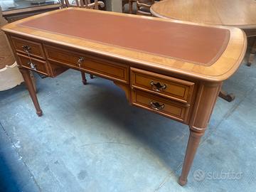 Scrivania in ciliegio