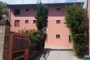 2 LOCALI A CASTEL GOFFREDO