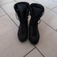 Anfibi invernali pesanti