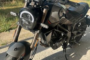 Benelli leoncino 125