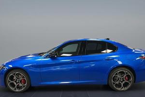 Alfa Romeo Giulia 2.0 Turbo 280 CV AT8 AWD Q4 Velo