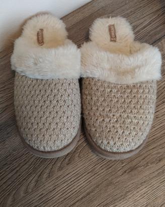 pantofole nuove senza cartellino, colore beige 