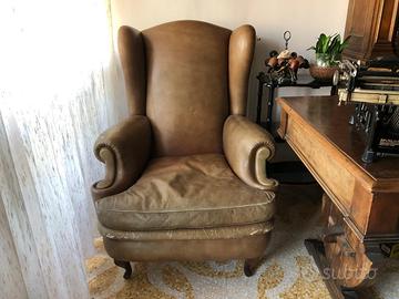 Poltrona Frau, modello Dionisio.