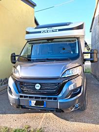 McLouis camper