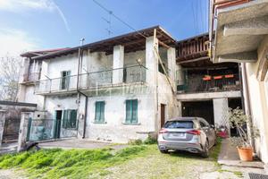 PORZIONE DI CASA A BOSISIO PARINI