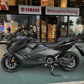 Yamaha T Max 560