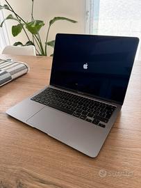 MacBook Air M1 8-core CPU and 7 core GPU13” 256 gb