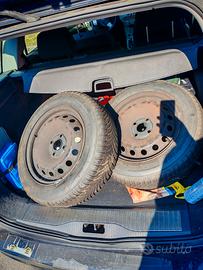 coppia di gomme nuove per fiat punto con cerchi