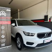 Volvo XC40 T2 Momentum Core