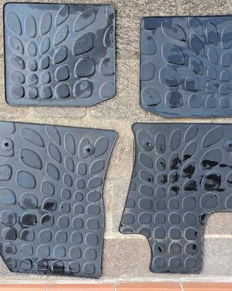 Coprisedili e tappetini in gomma 500L