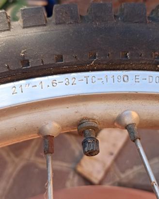 ruota anteriore Aprilia tuareg 125 